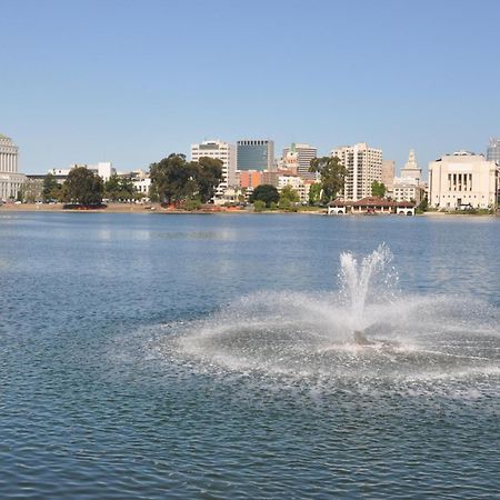 Americas Best Value Inn - Downtown Oakland/Lake Merritt Buitenkant foto