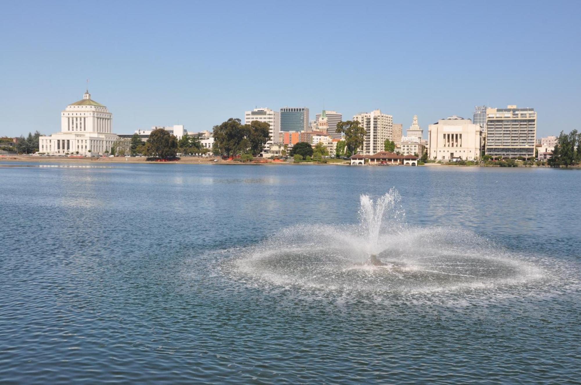 Americas Best Value Inn - Downtown Oakland/Lake Merritt Buitenkant foto