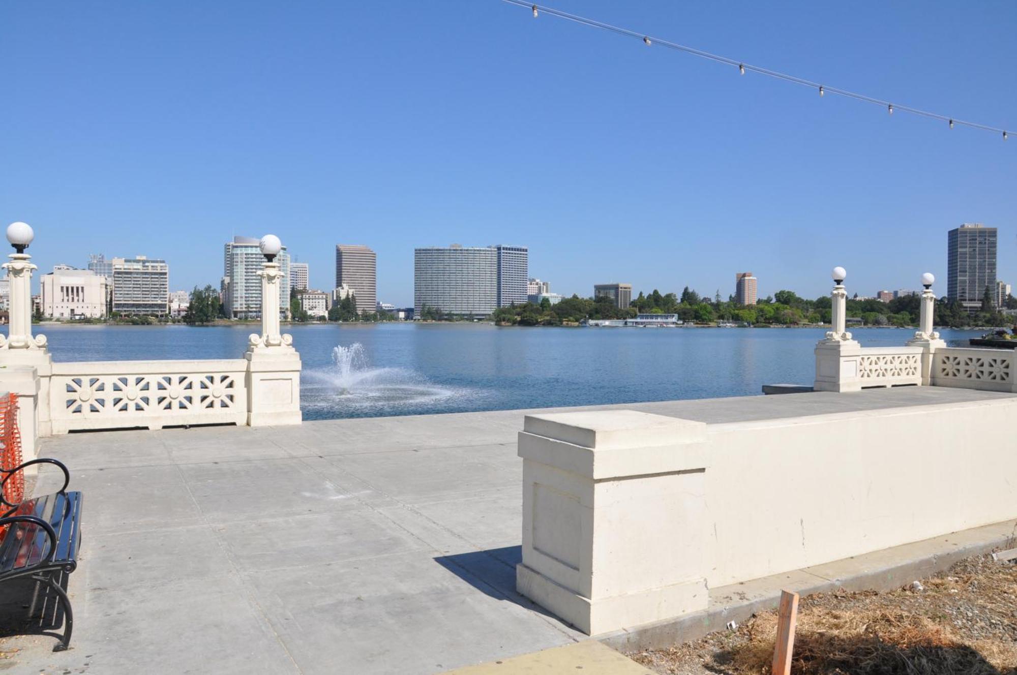 Americas Best Value Inn - Downtown Oakland/Lake Merritt Buitenkant foto