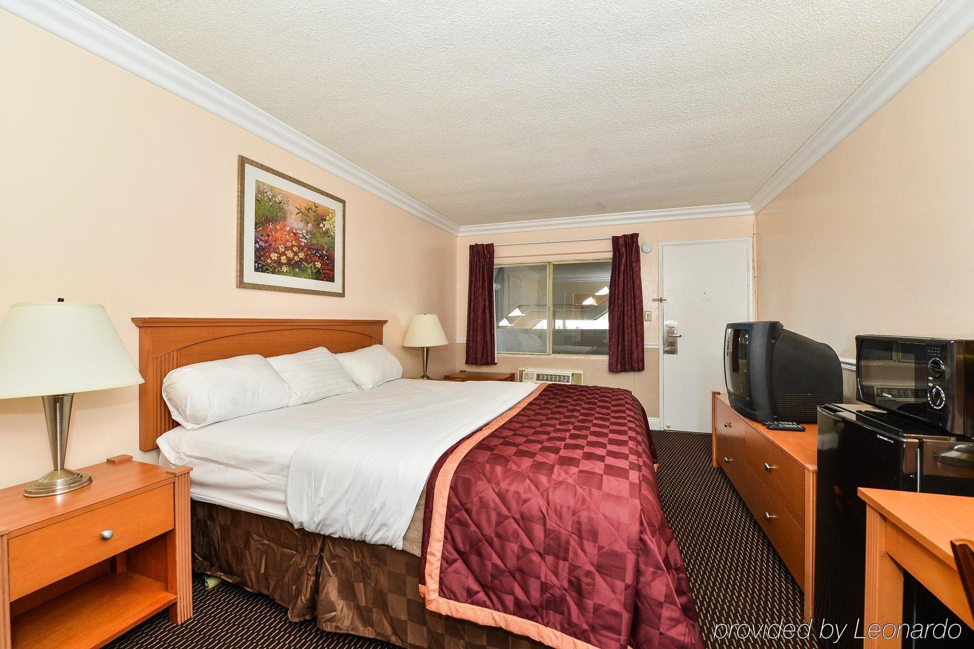 Americas Best Value Inn - Downtown Oakland/Lake Merritt Buitenkant foto