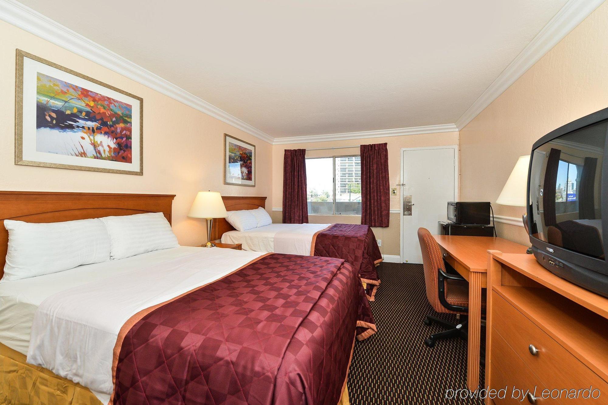 Americas Best Value Inn - Downtown Oakland/Lake Merritt Buitenkant foto