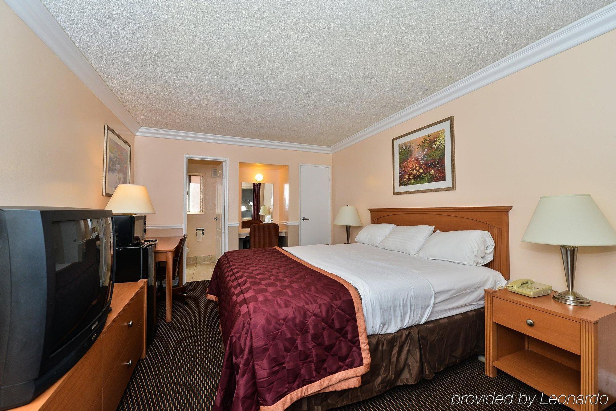 Americas Best Value Inn - Downtown Oakland/Lake Merritt Buitenkant foto