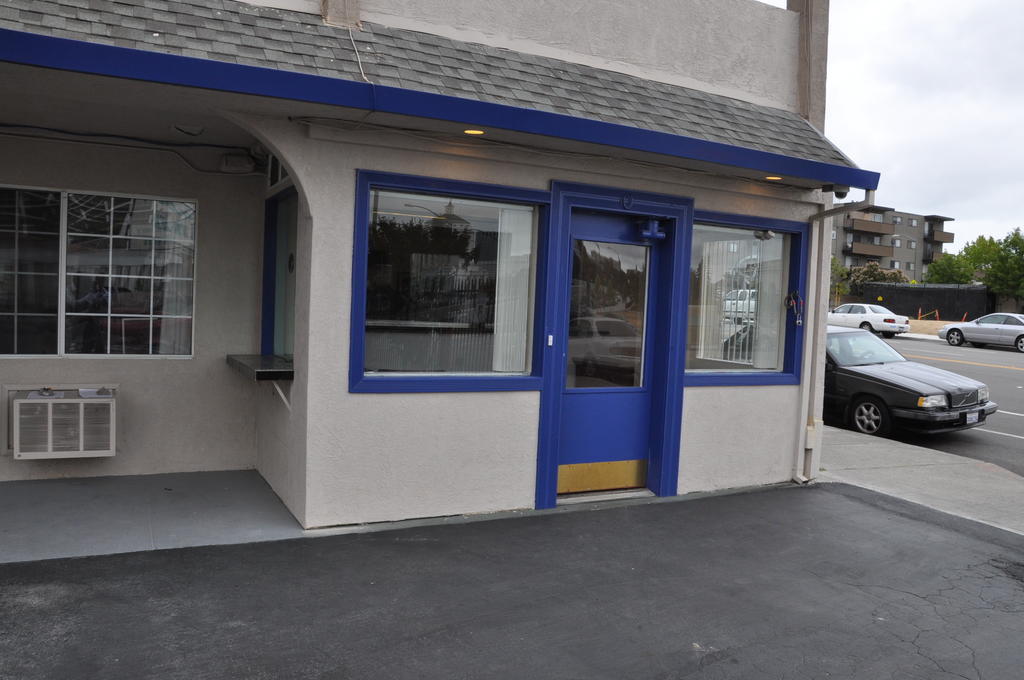Americas Best Value Inn - Downtown Oakland/Lake Merritt Buitenkant foto