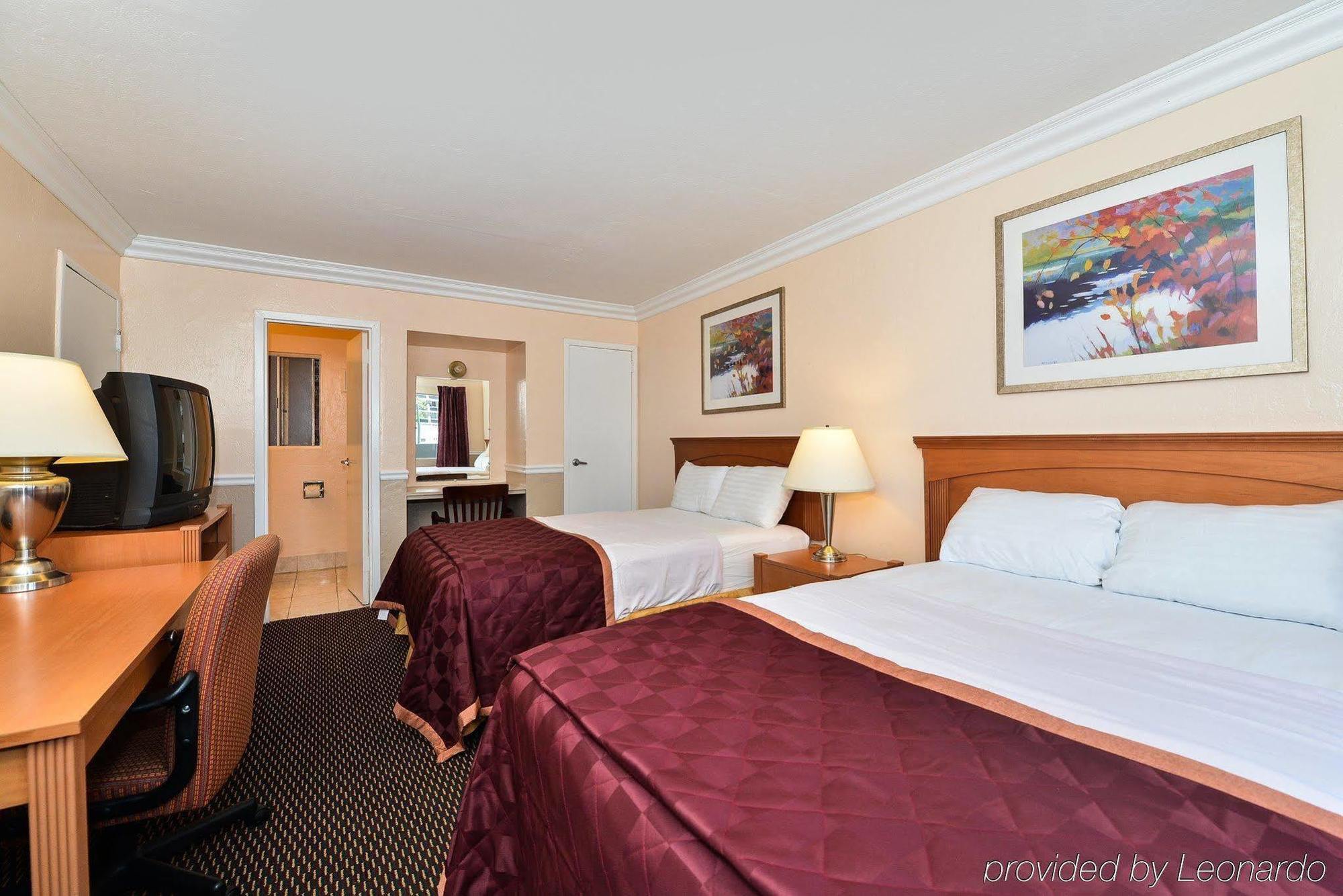 Americas Best Value Inn - Downtown Oakland/Lake Merritt Buitenkant foto